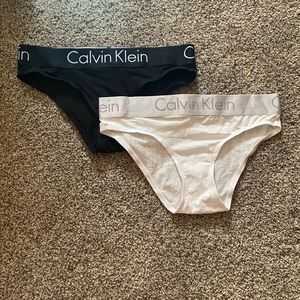 BRAND NEW - NEVER USED CALVIN KLEIN